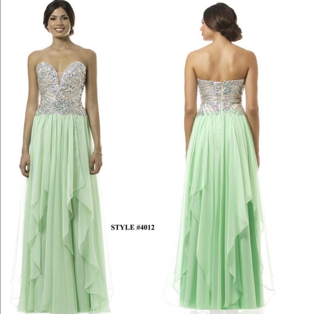 Prom dress